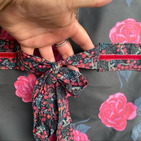 Matilda Jane Heartstrings Tote Black Pink Floral Purse - Picture 10 of 11